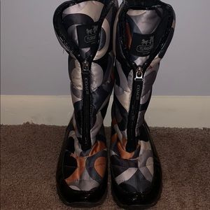 😍😍 SUPER CUTE VINTAGE COAT BOOTS 👢